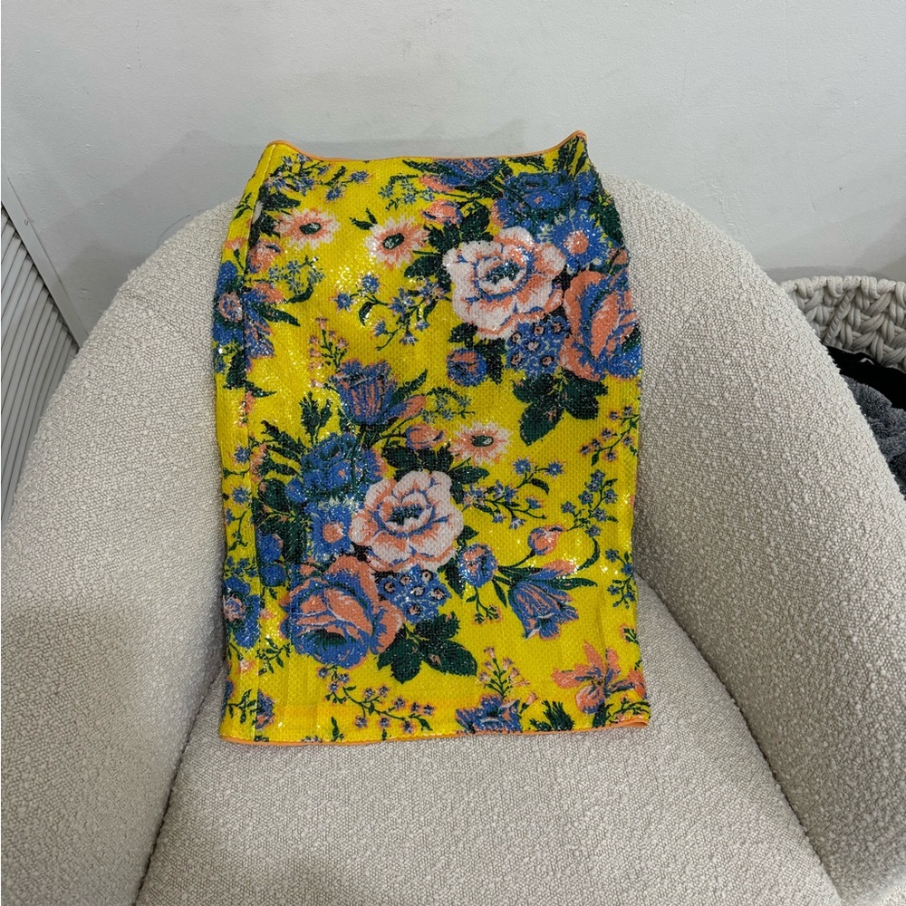 Stunning Diane Von Furstenberg sequined skirt